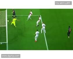 巴萨半场0-1落后法兰克福