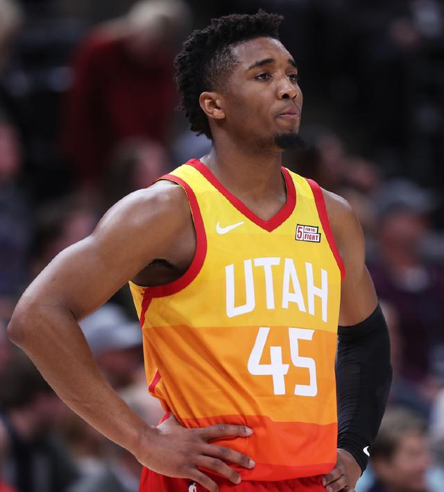 同时也为球 同时也为球